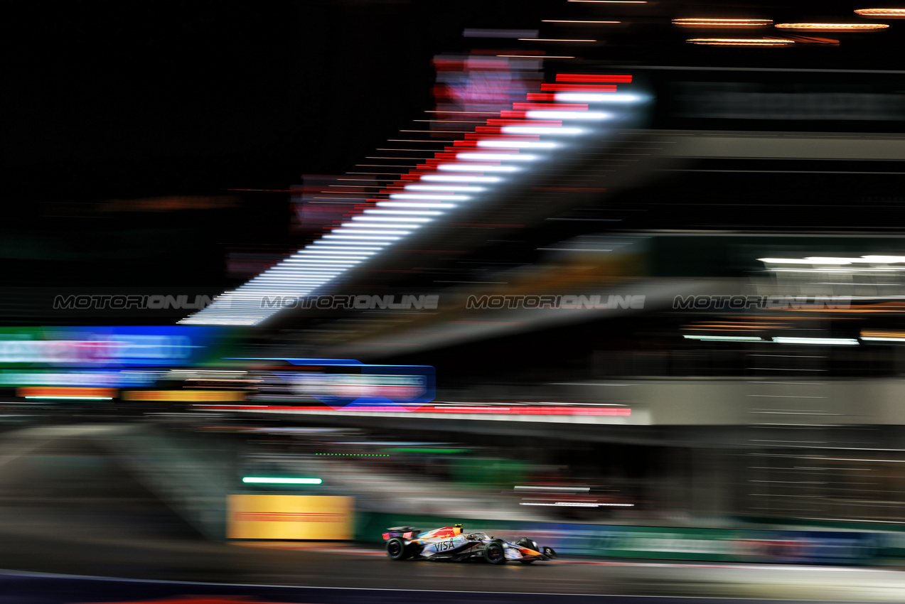 GP LAS VEGAS, Liam Lawson (NZL) Racing Bulls VCARB 02.

21.11.2025. Formula 1 World Championship, Rd 22, Las Vegas Grand Prix, Las Vegas, Nevada, USA, Qualifiche Day.

- www.xpbimages.com, EMail: requests@xpbimages.com © Copyright: Moy / XPB Images