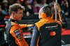 GP LAS VEGAS, Pole sitter Lando Norris (GBR) McLaren in qualifying parc ferme.
21.11.2025. Formula 1 World Championship, Rd 22, Las Vegas Grand Prix, Las Vegas, Nevada, USA, Qualifiche Day.
- www.xpbimages.com, EMail: requests@xpbimages.com © Copyright: Batchelor / XPB Images