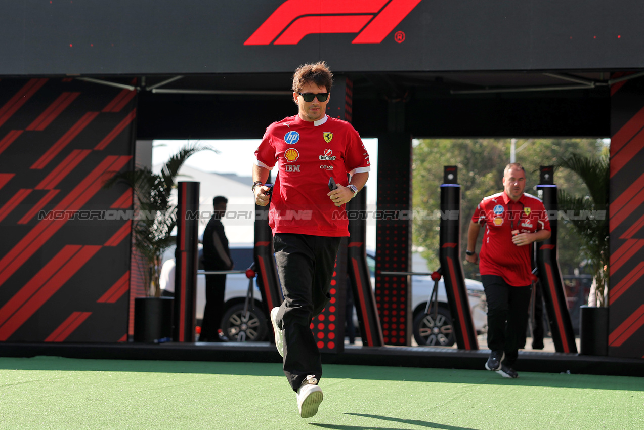 GP MESSICO, Charles Leclerc (MON) Ferrari.
26.10.2025. Formula 1 World Championship, Rd 20, Mexican Grand Prix, Mexico City, Mexico, Gara Day.
- www.xpbimages.com, EMail: requests@xpbimages.com © Copyright: Bearne / XPB Images