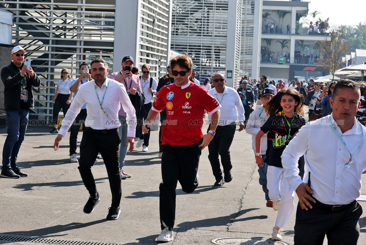 GP MESSICO, Charles Leclerc (MON) Ferrari.
26.10.2025. Formula 1 World Championship, Rd 20, Mexican Grand Prix, Mexico City, Mexico, Gara Day.
- www.xpbimages.com, EMail: requests@xpbimages.com © Copyright: Moy / XPB Images