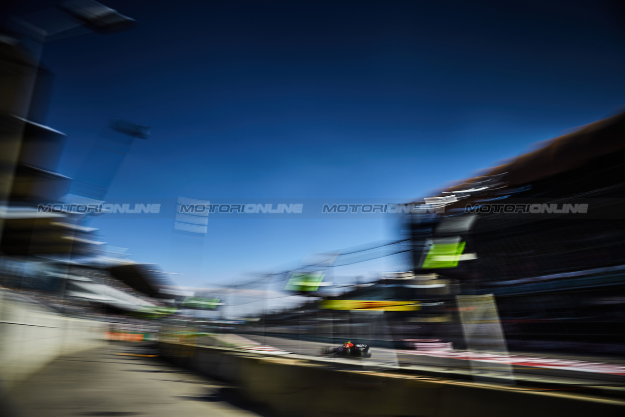 GP MESSICO, Yuki Tsunoda (JPN) Red Bull Racing RB21.

26.10.2025. Formula 1 World Championship, Rd 20, Mexican Grand Prix, Mexico City, Mexico, Gara Day.

- www.xpbimages.com, EMail: requests@xpbimages.com © Copyright: XPB Images