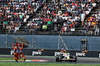 GP MESSICO, Marshals remove debris from the circuit as Liam Lawson (NZL) Racing Bulls VCARB 02 approaches.
26.10.2025. Formula 1 World Championship, Rd 20, Mexican Grand Prix, Mexico City, Mexico, Gara Day.
- www.xpbimages.com, EMail: requests@xpbimages.com © Copyright: Moy / XPB Images
