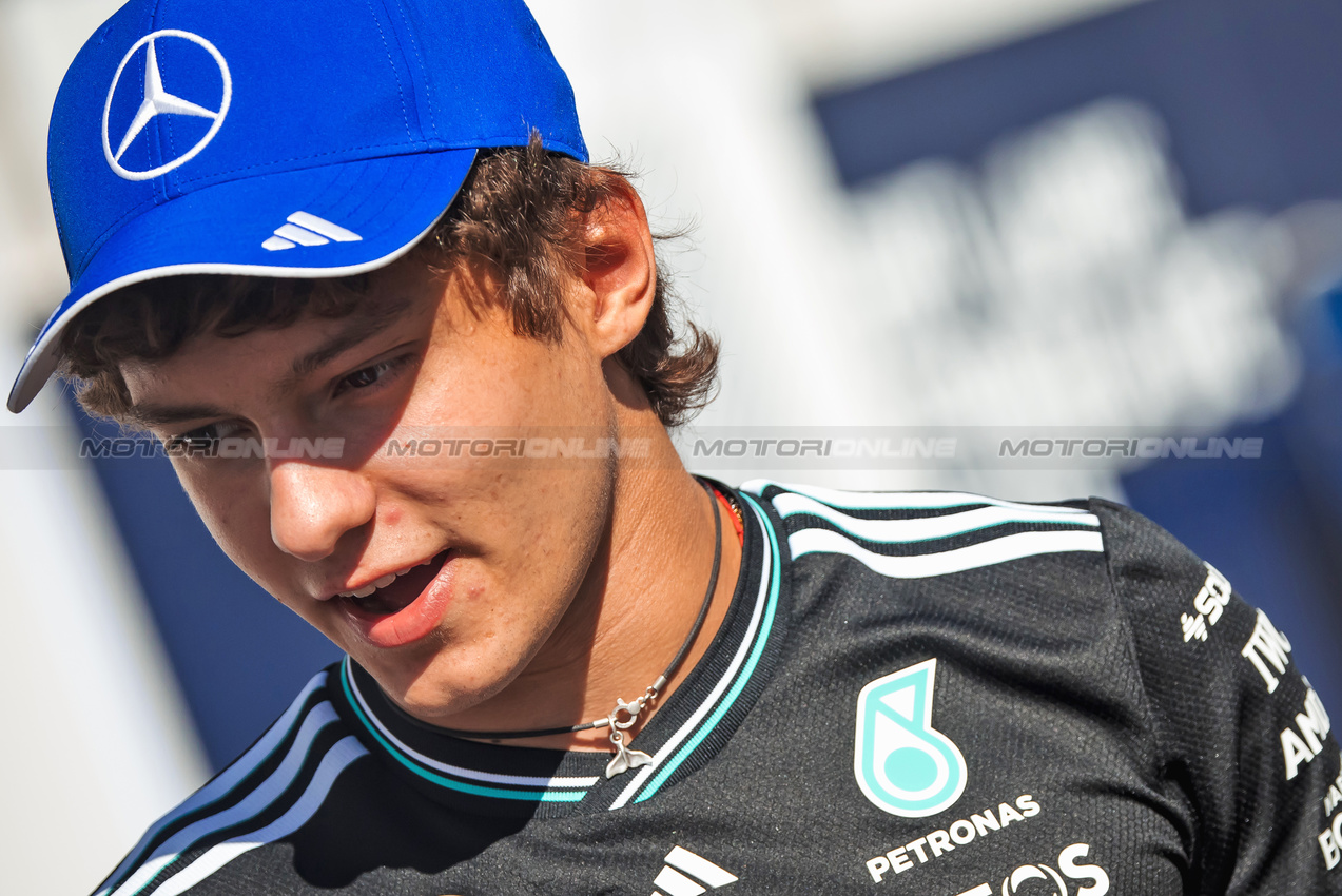 GP MESSICO, Andrea Kimi Antonelli (ITA) Mercedes AMG F1.

23.10.2025. Formula 1 World Championship, Rd 20, Mexican Grand Prix, Mexico City, Mexico, Preparation Day.

- www.xpbimages.com, EMail: requests@xpbimages.com © Copyright: Bearne / XPB Images