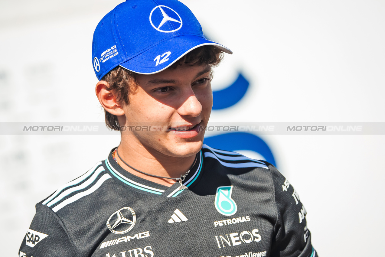 GP MESSICO, Andrea Kimi Antonelli (ITA) Mercedes AMG F1.
23.10.2025. Formula 1 World Championship, Rd 20, Mexican Grand Prix, Mexico City, Mexico, Preparation Day.
- www.xpbimages.com, EMail: requests@xpbimages.com © Copyright: Bearne / XPB Images