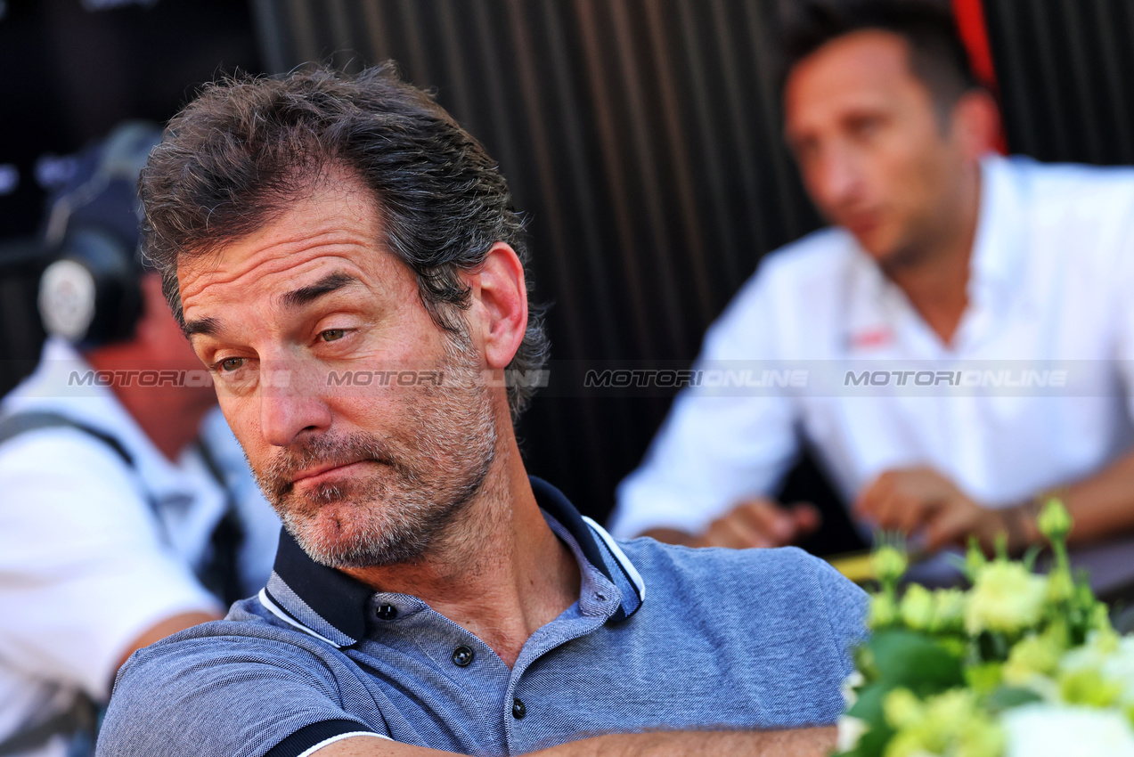 GP MESSICO, Mark Webber (AUS) Channel 4 Presenter / Driver Manager.
23.10.2025. Formula 1 World Championship, Rd 20, Mexican Grand Prix, Mexico City, Mexico, Preparation Day.
- www.xpbimages.com, EMail: requests@xpbimages.com © Copyright: Bearne / XPB Images