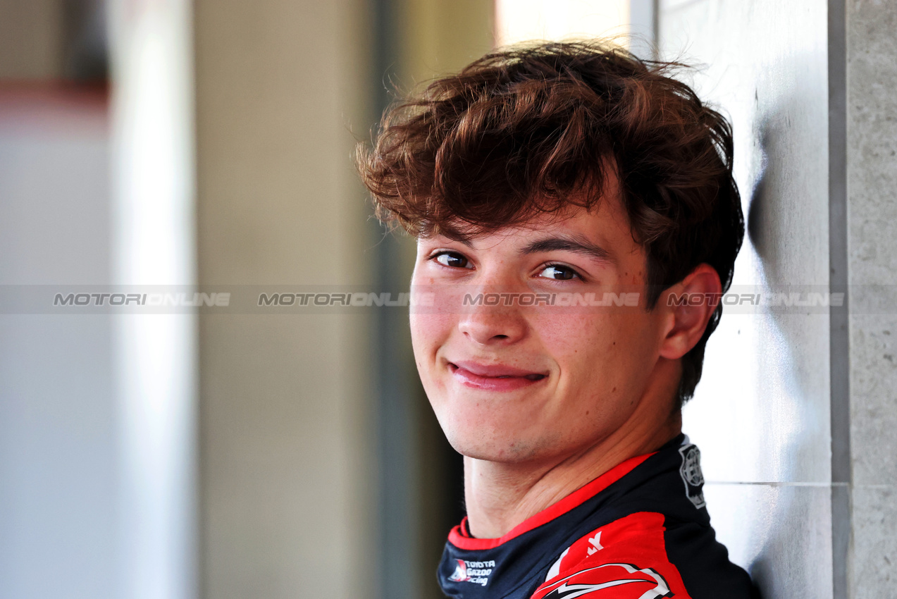 GP MESSICO, Oliver Bearman (GBR) Haas F1 Team.
23.10.2025. Formula 1 World Championship, Rd 20, Mexican Grand Prix, Mexico City, Mexico, Preparation Day.
- www.xpbimages.com, EMail: requests@xpbimages.com © Copyright: Charniaux / XPB Images