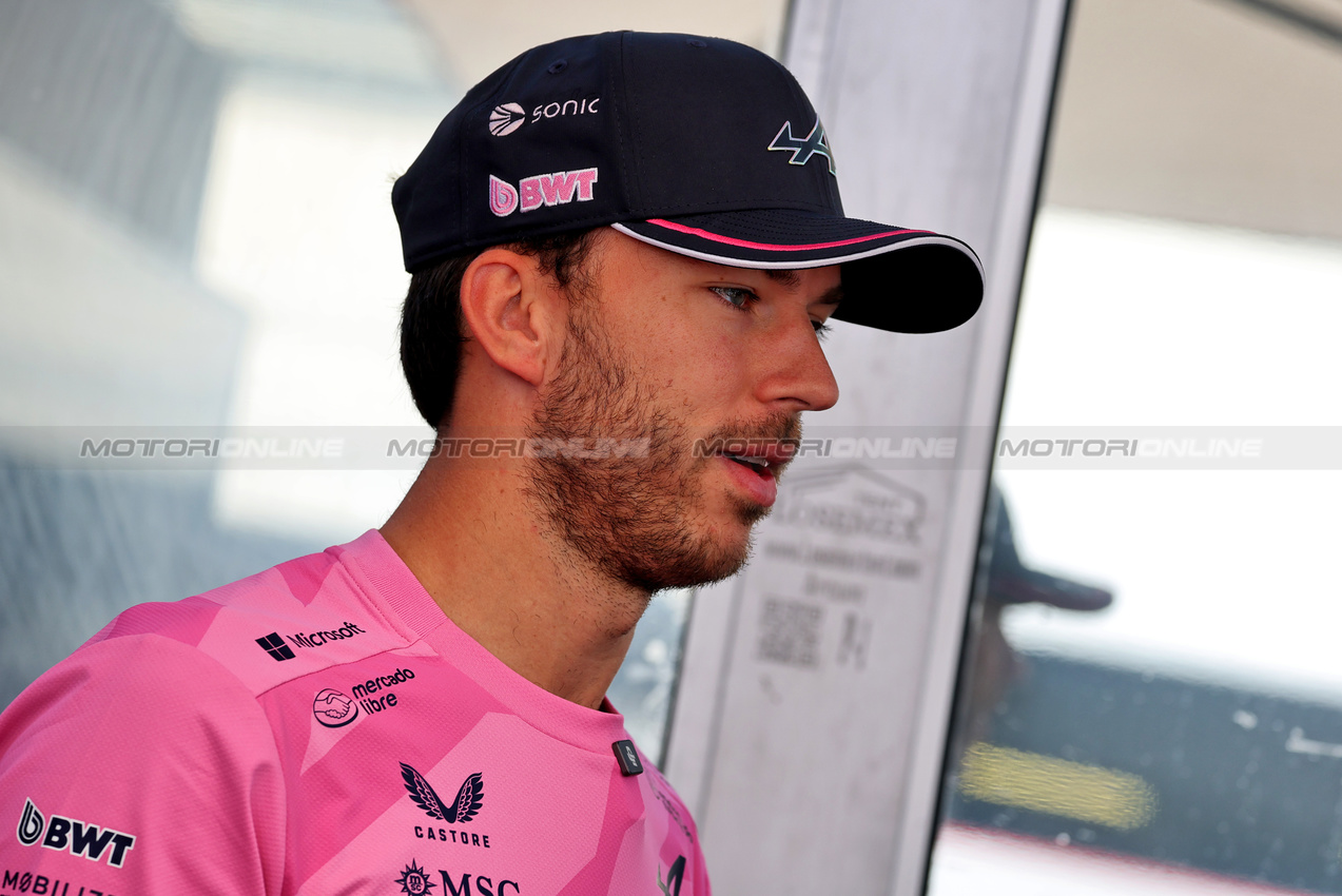 GP MESSICO, Pierre Gasly (FRA) Alpine F1 Team.
23.10.2025. Formula 1 World Championship, Rd 20, Mexican Grand Prix, Mexico City, Mexico, Preparation Day.
- www.xpbimages.com, EMail: requests@xpbimages.com © Copyright: Moy / XPB Images