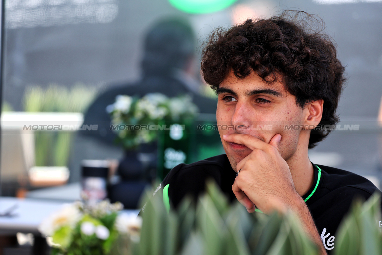 GP MESSICO, Gabriel Bortoleto (BRA) Sauber.
23.10.2025. Formula 1 World Championship, Rd 20, Mexican Grand Prix, Mexico City, Mexico, Preparation Day.
- www.xpbimages.com, EMail: requests@xpbimages.com © Copyright: Moy / XPB Images