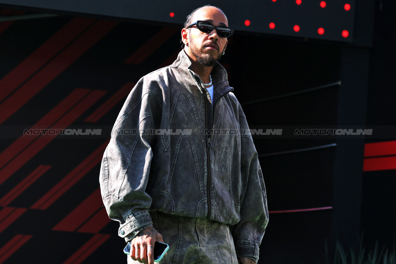 GP MESSICO, Lewis Hamilton (GBR) Ferrari.

25.10.2025. Formula 1 World Championship, Rd 20, Mexican Grand Prix, Mexico City, Mexico, Qualifiche Day.

- www.xpbimages.com, EMail: requests@xpbimages.com © Copyright: Moy / XPB Images