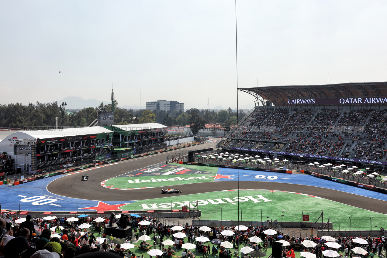 GP MESSICO, Liam Lawson (NZL) Racing Bulls VCARB 02.
25.10.2025. Formula 1 World Championship, Rd 20, Mexican Grand Prix, Mexico City, Mexico, Qualifiche Day.
- www.xpbimages.com, EMail: requests@xpbimages.com © Copyright: Bearne / XPB Images