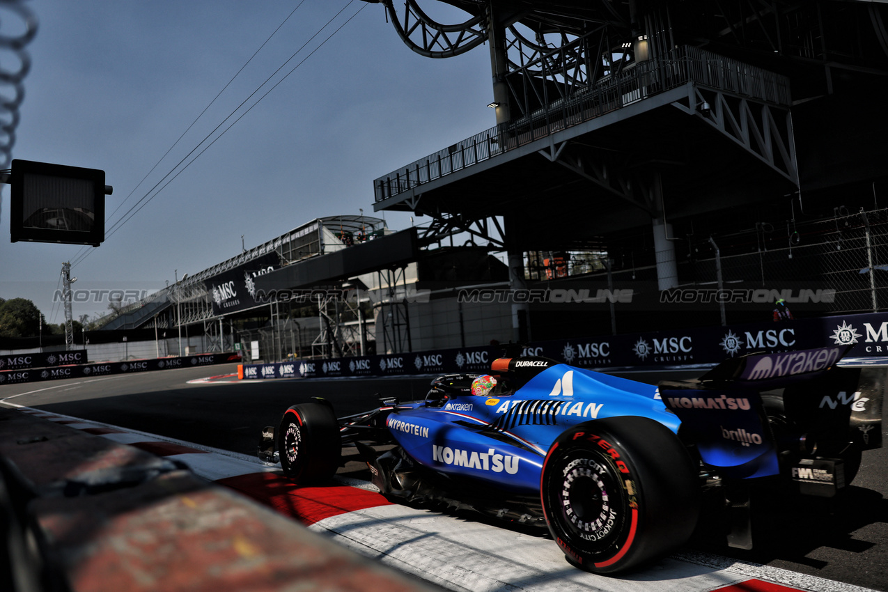 GP MESSICO, Alexander Albon (THA) Atlassian Williams Racing FW47.
25.10.2025. Formula 1 World Championship, Rd 20, Mexican Grand Prix, Mexico City, Mexico, Qualifiche Day.
- www.xpbimages.com, EMail: requests@xpbimages.com © Copyright: Charniaux / XPB Images