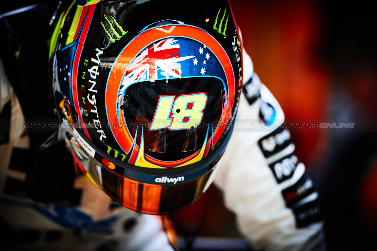 GP MESSICO, Oscar Piastri (AUS) McLaren MCL39.
- www.xpbimages.com, EMail: requests@xpbimages.com © Copyright: XPB Images