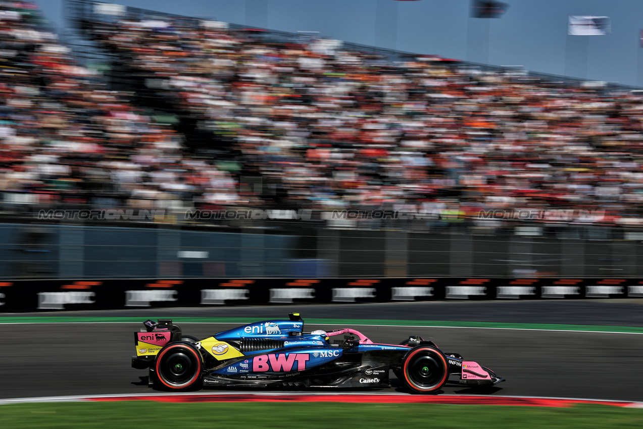 GP MESSICO, Franco Colapinto (ARG) Alpine F1 Team A525.

25.10.2025. Formula 1 World Championship, Rd 20, Mexican Grand Prix, Mexico City, Mexico, Qualifiche Day.

- www.xpbimages.com, EMail: requests@xpbimages.com © Copyright: Charniaux / XPB Images