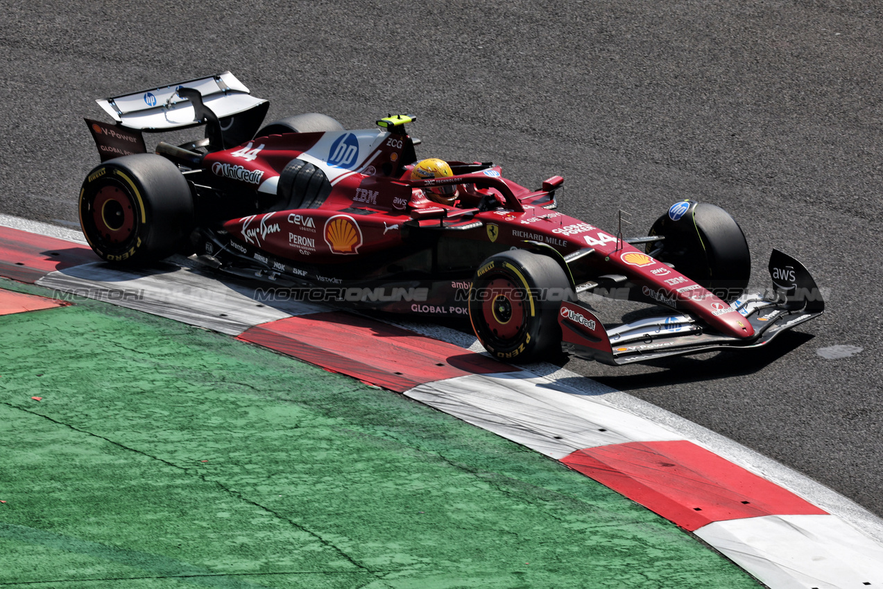 GP MESSICO, Lewis Hamilton (GBR) Ferrari SF-25.

25.10.2025. Formula 1 World Championship, Rd 20, Mexican Grand Prix, Mexico City, Mexico, Qualifiche Day.

- www.xpbimages.com, EMail: requests@xpbimages.com © Copyright: Bearne / XPB Images