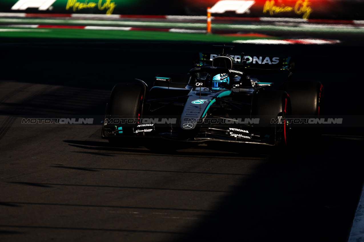 GP MESSICO, George Russell (GBR) Mercedes AMG F1 W16.
25.10.2025. Formula 1 World Championship, Rd 20, Mexican Grand Prix, Mexico City, Mexico, Qualifiche Day.
- www.xpbimages.com, EMail: requests@xpbimages.com © Copyright: Bearne / XPB Images