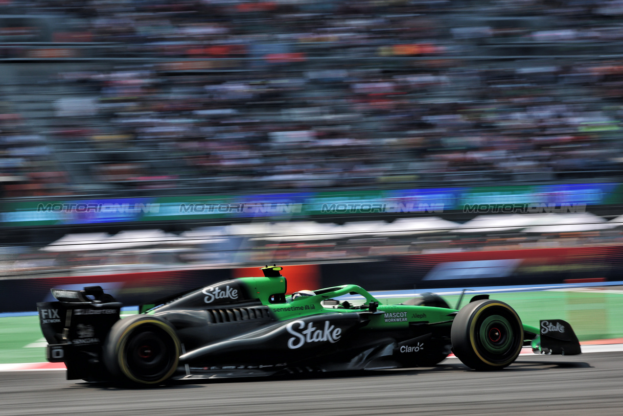 GP MESSICO, Gabriel Bortoleto (BRA) Sauber C45.
25.10.2025. Formula 1 World Championship, Rd 20, Mexican Grand Prix, Mexico City, Mexico, Qualifiche Day.
- www.xpbimages.com, EMail: requests@xpbimages.com © Copyright: Batchelor / XPB Images