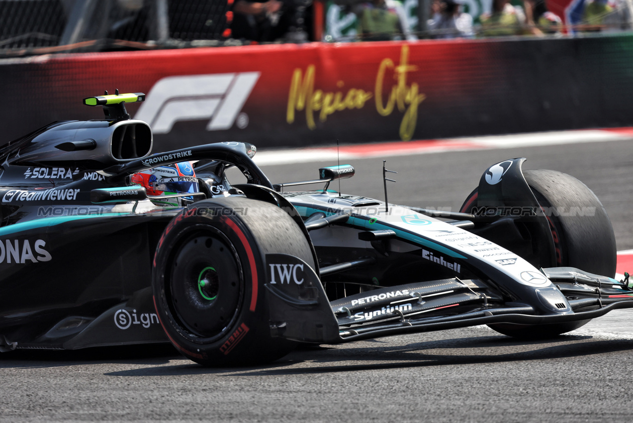GP MESSICO, Andrea Kimi Antonelli (ITA) Mercedes AMG F1 W16.
25.10.2025. Formula 1 World Championship, Rd 20, Mexican Grand Prix, Mexico City, Mexico, Qualifiche Day.
- www.xpbimages.com, EMail: requests@xpbimages.com © Copyright: Bearne / XPB Images