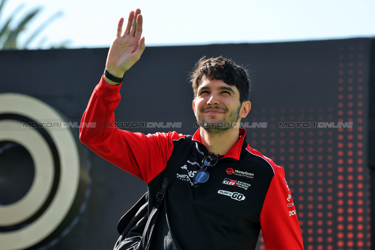 GP MESSICO, Esteban Ocon (FRA) Haas F1 Team.
25.10.2025. Formula 1 World Championship, Rd 20, Mexican Grand Prix, Mexico City, Mexico, Qualifiche Day.
- www.xpbimages.com, EMail: requests@xpbimages.com © Copyright: Moy / XPB Images