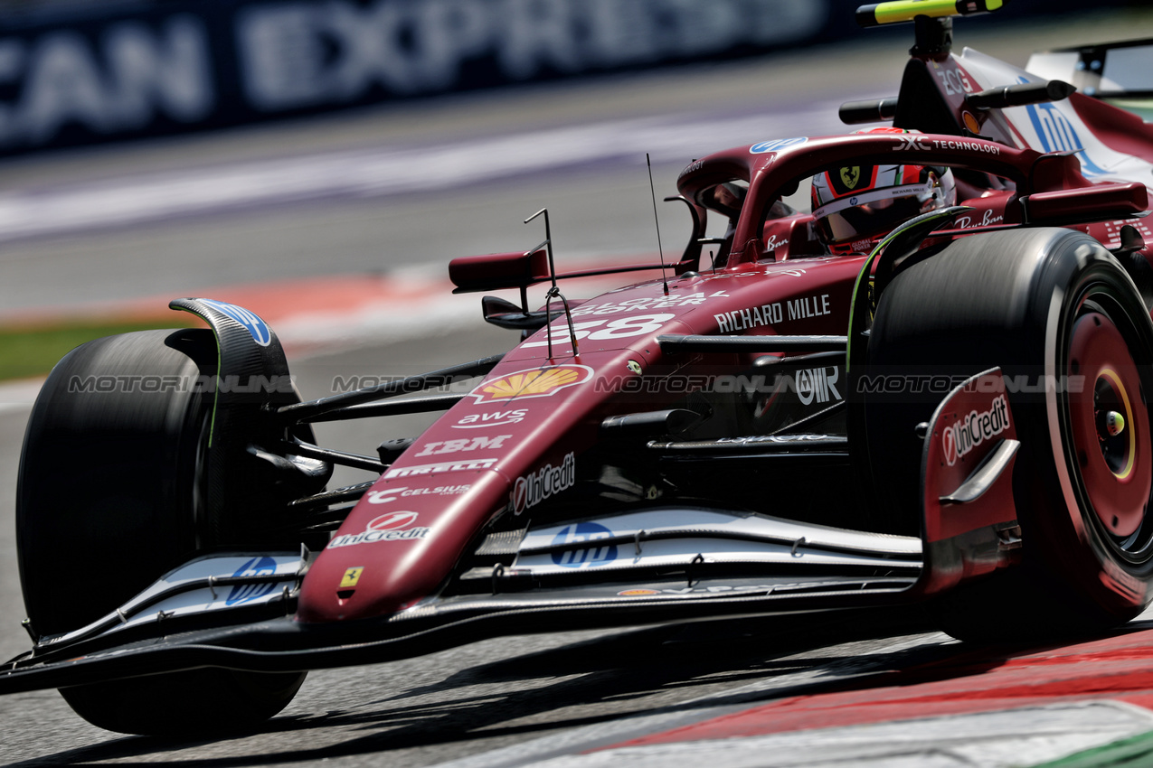 GP MESSICO, Antonio Fuoco (ITA) Ferrari Development Driver SF-25.

24.10.2025. Formula 1 World Championship, Rd 20, Mexican Grand Prix, Mexico City, Mexico, Practice Day.

- www.xpbimages.com, EMail: requests@xpbimages.com © Copyright: Charniaux / XPB Images