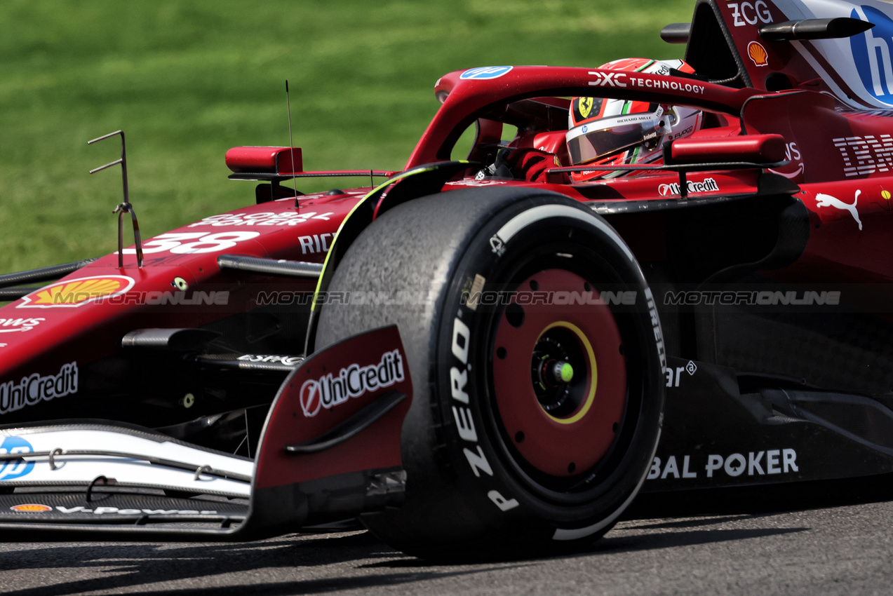 GP MESSICO, Antonio Fuoco (ITA) Ferrari Development Driver SF-25.

24.10.2025. Formula 1 World Championship, Rd 20, Mexican Grand Prix, Mexico City, Mexico, Practice Day.

- www.xpbimages.com, EMail: requests@xpbimages.com © Copyright: Bearne / XPB Images