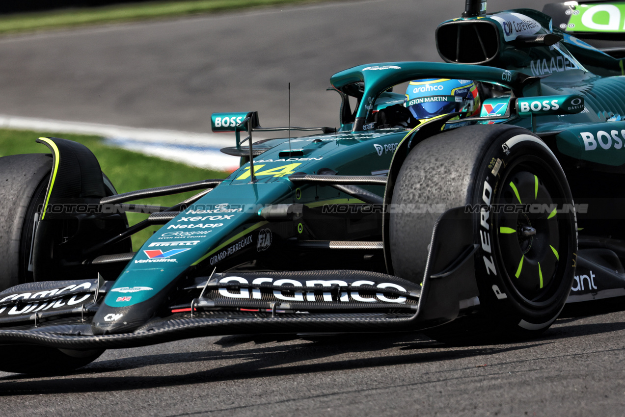 GP MESSICO, Fernando Alonso (ESP) Aston Martin F1 Team AMR25.

24.10.2025. Formula 1 World Championship, Rd 20, Mexican Grand Prix, Mexico City, Mexico, Practice Day.

- www.xpbimages.com, EMail: requests@xpbimages.com © Copyright: Bearne / XPB Images