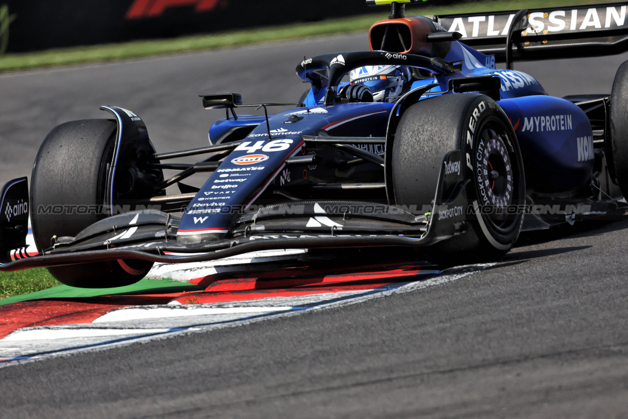 GP MESSICO, Luke Browning (GBR) Atlassian Williams Racing FW47 Academy Driver.
24.10.2025. Formula 1 World Championship, Rd 20, Mexican Grand Prix, Mexico City, Mexico, Practice Day.
- www.xpbimages.com, EMail: requests@xpbimages.com © Copyright: Bearne / XPB Images