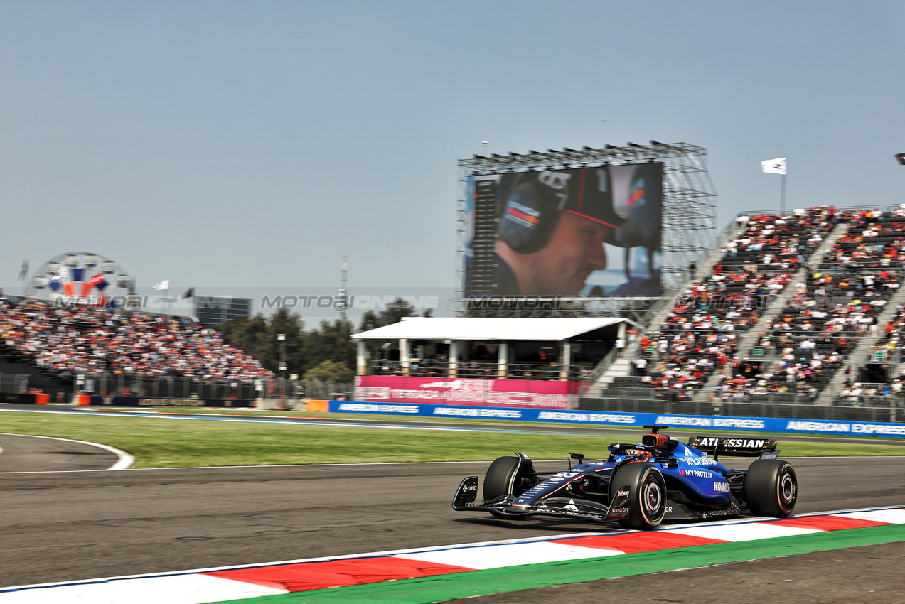 GP MESSICO, Alexander Albon (THA) Atlassian Williams Racing FW47.

24.10.2025. Formula 1 World Championship, Rd 20, Mexican Grand Prix, Mexico City, Mexico, Practice Day.

- www.xpbimages.com, EMail: requests@xpbimages.com © Copyright: Bearne / XPB Images