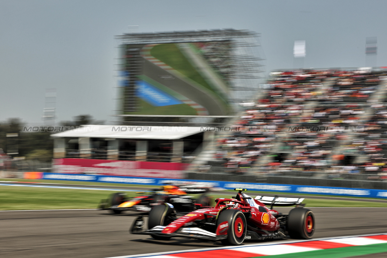 GP MESSICO, Antonio Fuoco (ITA) Ferrari Development Driver SF-25.
24.10.2025. Formula 1 World Championship, Rd 20, Mexican Grand Prix, Mexico City, Mexico, Practice Day.
- www.xpbimages.com, EMail: requests@xpbimages.com © Copyright: Bearne / XPB Images