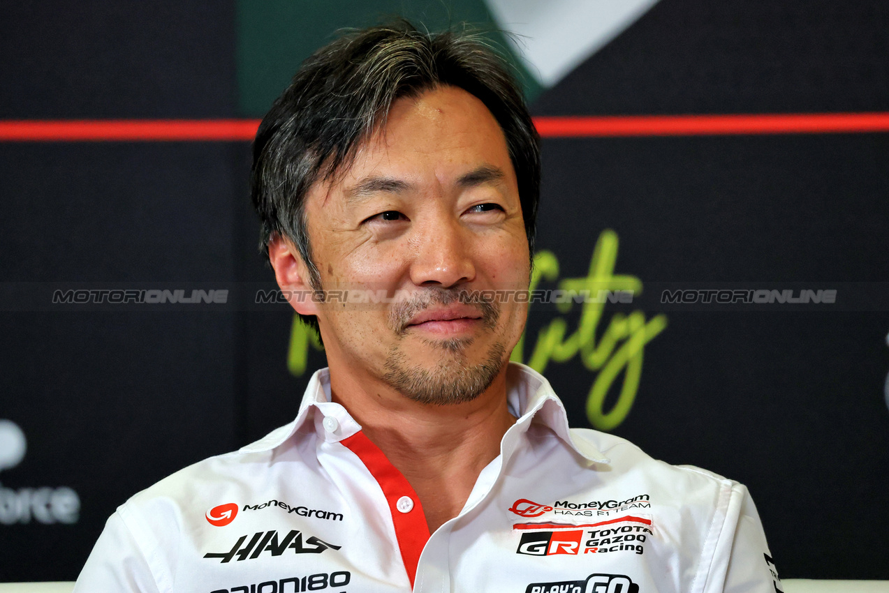 GP MESSICO, Ayao Komatsu (JPN) Haas F1 Team Principal in the FIA Press Conference.

24.10.2025. Formula 1 World Championship, Rd 20, Mexican Grand Prix, Mexico City, Mexico, Practice Day.

- www.xpbimages.com, EMail: requests@xpbimages.com © Copyright: Charniaux / XPB Images