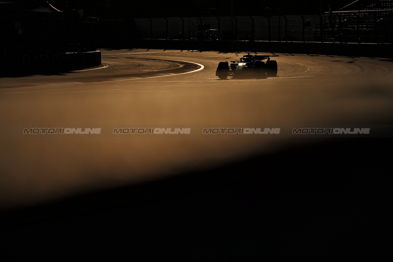 GP MESSICO, Low light action.

24.10.2025. Formula 1 World Championship, Rd 20, Mexican Grand Prix, Mexico City, Mexico, Practice Day.

- www.xpbimages.com, EMail: requests@xpbimages.com © Copyright: Moy / XPB Images