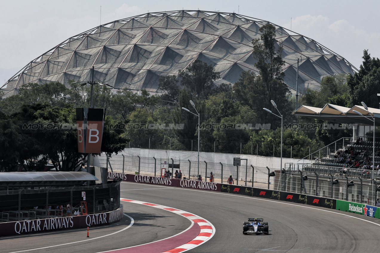 GP MESSICO, Luke Browning (GBR) Atlassian Williams Racing FW47 Academy Driver.

24.10.2025. Formula 1 World Championship, Rd 20, Mexican Grand Prix, Mexico City, Mexico, Practice Day.

- www.xpbimages.com, EMail: requests@xpbimages.com © Copyright: Moy / XPB Images