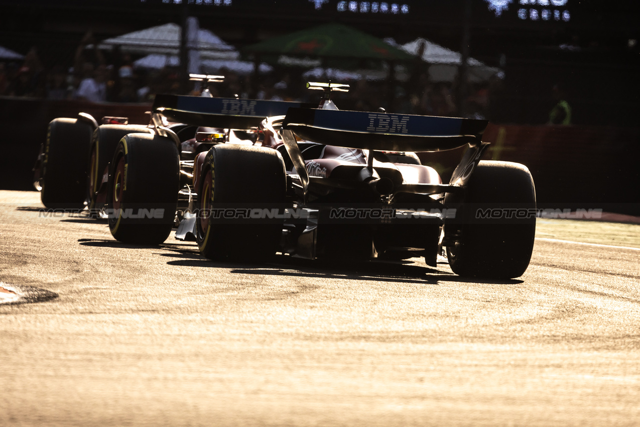 GP MESSICO, Lewis Hamilton (GBR) Ferrari SF-25.
24.10.2025. Formula 1 World Championship, Rd 20, Mexican Grand Prix, Mexico City, Mexico, Practice Day.
- www.xpbimages.com, EMail: requests@xpbimages.com © Copyright: Bearne / XPB Images