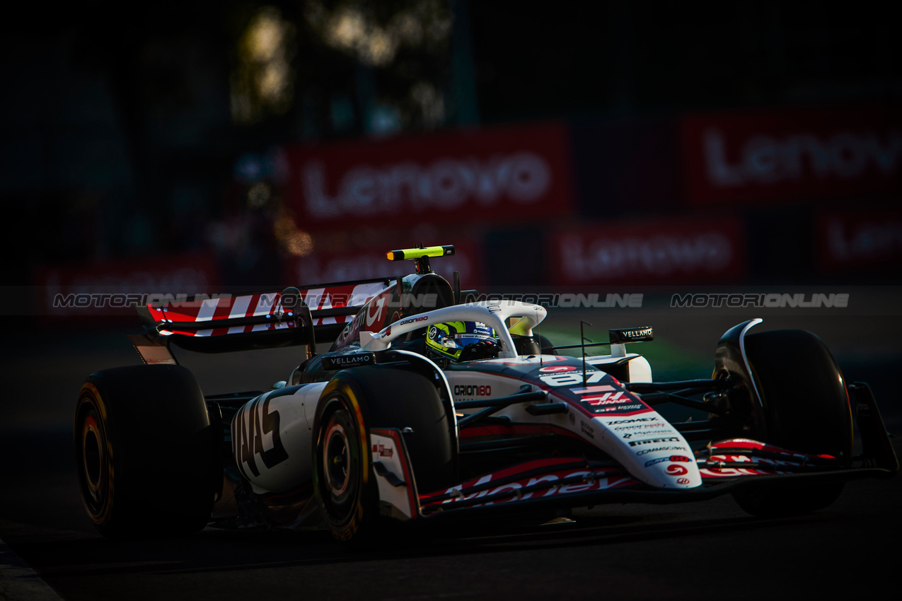 GP MESSICO, Oliver Bearman (GBR) Haas VF-25.
24.10.2025. Formula 1 World Championship, Rd 20, Mexican Grand Prix, Mexico City, Mexico, Practice Day.