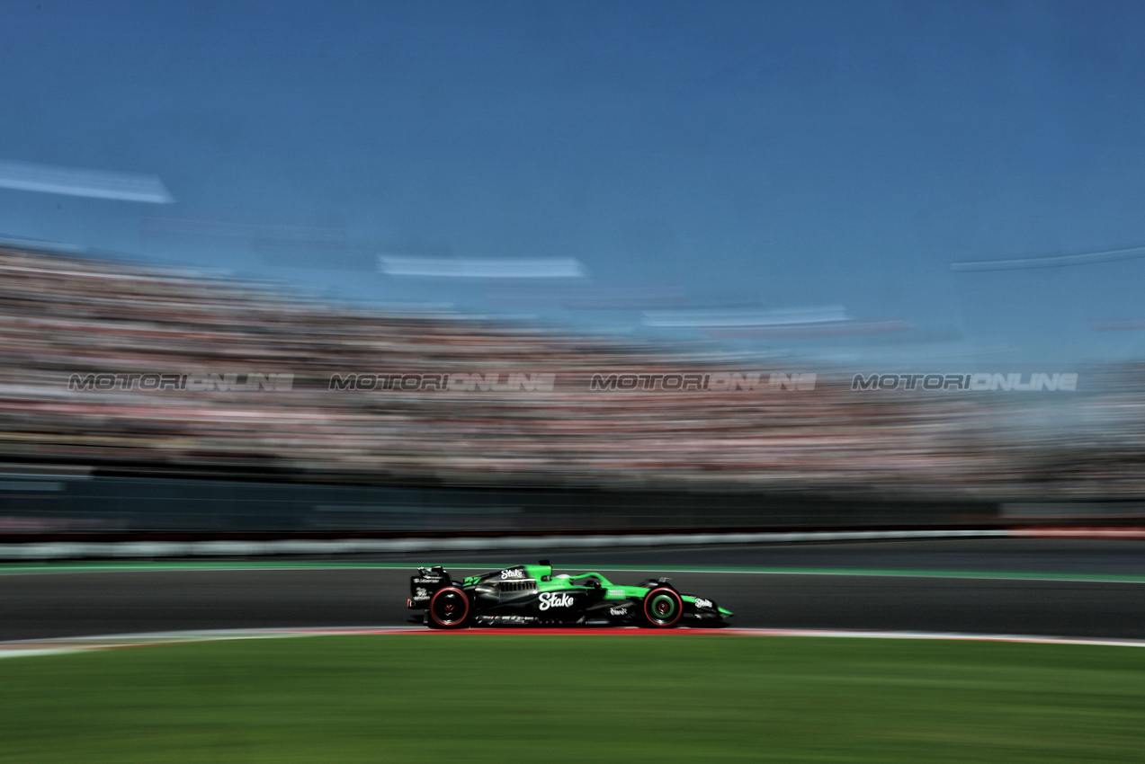 GP MESSICO, Nico Hulkenberg (GER) Sauber C45.
25.10.2025. Formula 1 World Championship, Rd 20, Mexican Grand Prix, Mexico City, Mexico, Qualifiche Day.
- www.xpbimages.com, EMail: requests@xpbimages.com © Copyright: Charniaux / XPB Images