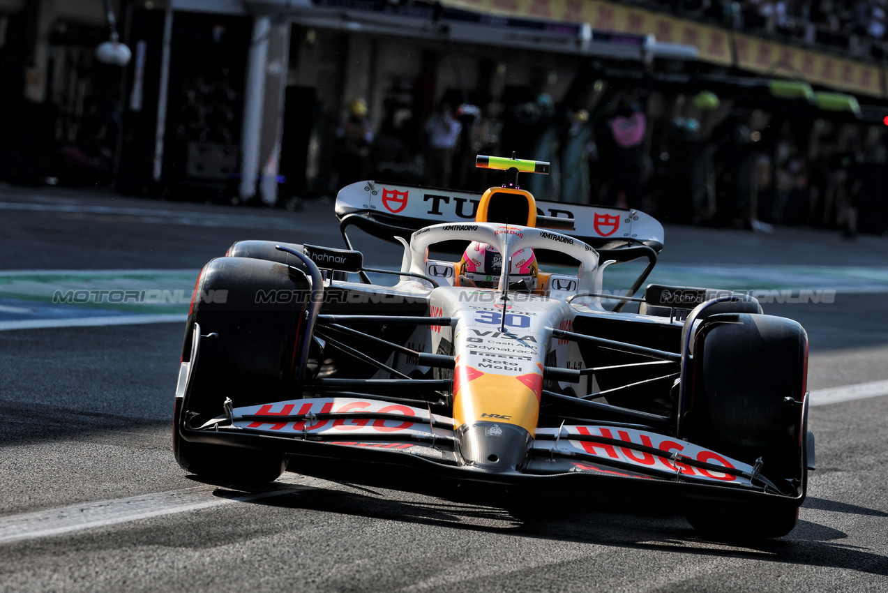 GP MESSICO, Liam Lawson (NZL) Racing Bulls VCARB 02.
25.10.2025. Formula 1 World Championship, Rd 20, Mexican Grand Prix, Mexico City, Mexico, Qualifiche Day.
- www.xpbimages.com, EMail: requests@xpbimages.com © Copyright: Batchelor / XPB Images