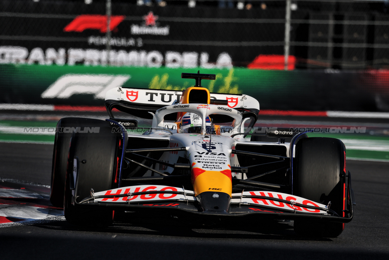GP MESSICO, Isack Hadjar (FRA) Racing Bulls VCARB 02.
25.10.2025. Formula 1 World Championship, Rd 20, Mexican Grand Prix, Mexico City, Mexico, Qualifiche Day.
- www.xpbimages.com, EMail: requests@xpbimages.com © Copyright: Moy / XPB Images