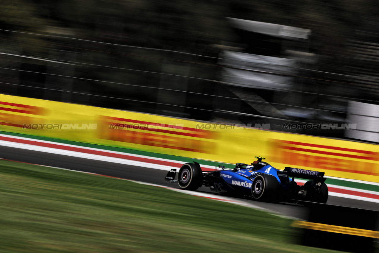 GP MESSICO, Luke Browning (GBR) Atlassian Williams Racing FW47 Academy Driver.

24.10.2025. Formula 1 World Championship, Rd 20, Mexican Grand Prix, Mexico City, Mexico, Practice Day.

- www.xpbimages.com, EMail: requests@xpbimages.com © Copyright: Charniaux / XPB Images