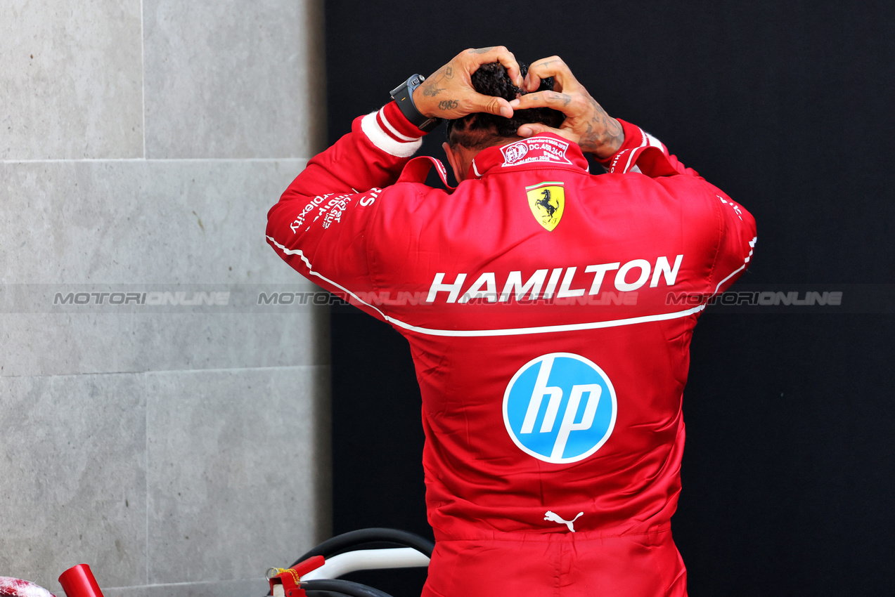 GP MESSICO, Third placed Lewis Hamilton (GBR) Ferrari in qualifying parc ferme.
25.10.2025. Formula 1 World Championship, Rd 20, Mexican Grand Prix, Mexico City, Mexico, Qualifiche Day.
- www.xpbimages.com, EMail: requests@xpbimages.com © Copyright: Charniaux / XPB Images