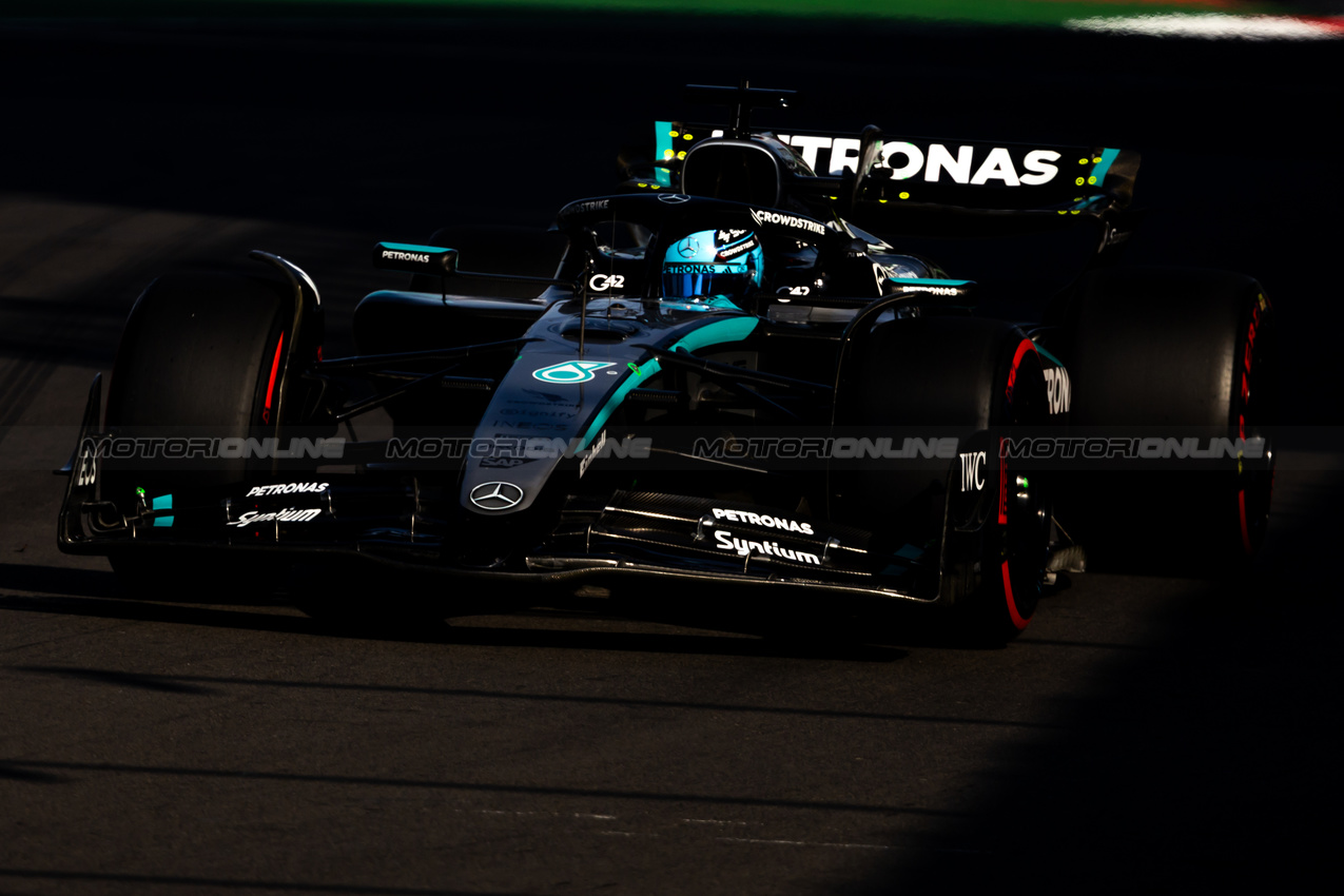 GP MESSICO, George Russell (GBR) Mercedes AMG F1 W16.
25.10.2025. Formula 1 World Championship, Rd 20, Mexican Grand Prix, Mexico City, Mexico, Qualifiche Day.
- www.xpbimages.com, EMail: requests@xpbimages.com © Copyright: Bearne / XPB Images