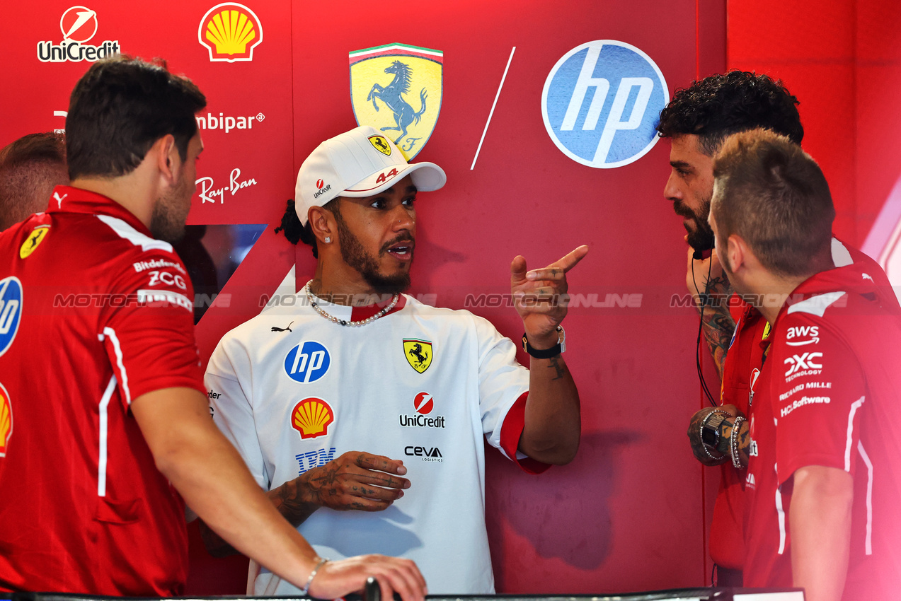GP MIAMI, Lewis Hamilton (GBR) Ferrari.

04.05.2025. Formula 1 World Championship, Rd 6, Miami Grand Prix, Miami, Florida, USA, Gara Day.

- www.xpbimages.com, EMail: requests@xpbimages.com © Copyright: Batchelor / XPB Images