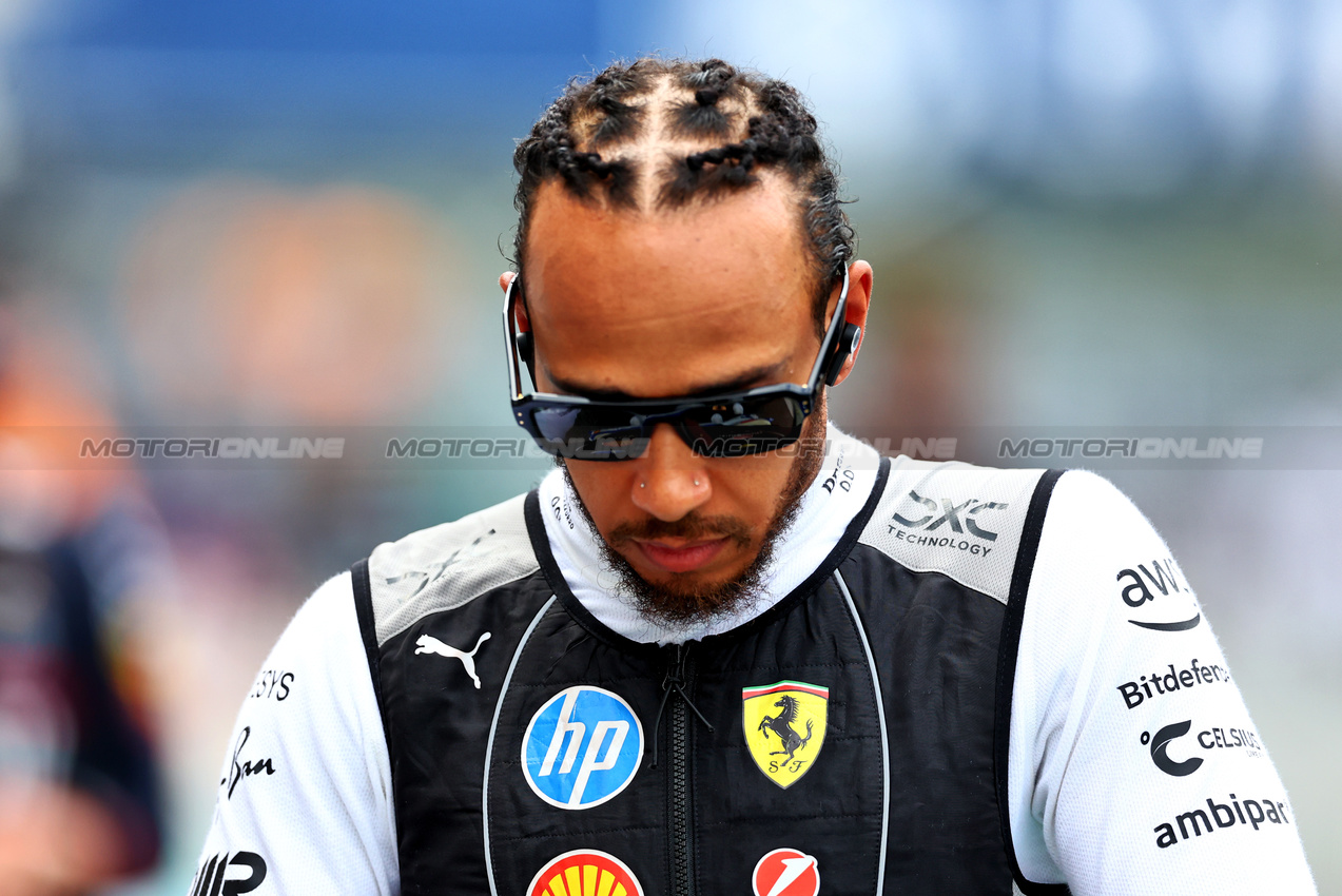 GP MIAMI, Lewis Hamilton (GBR) Ferrari on the grid.

04.05.2025. Formula 1 World Championship, Rd 6, Miami Grand Prix, Miami, Florida, USA, Gara Day.

- www.xpbimages.com, EMail: requests@xpbimages.com © Copyright: Charniaux / XPB Images