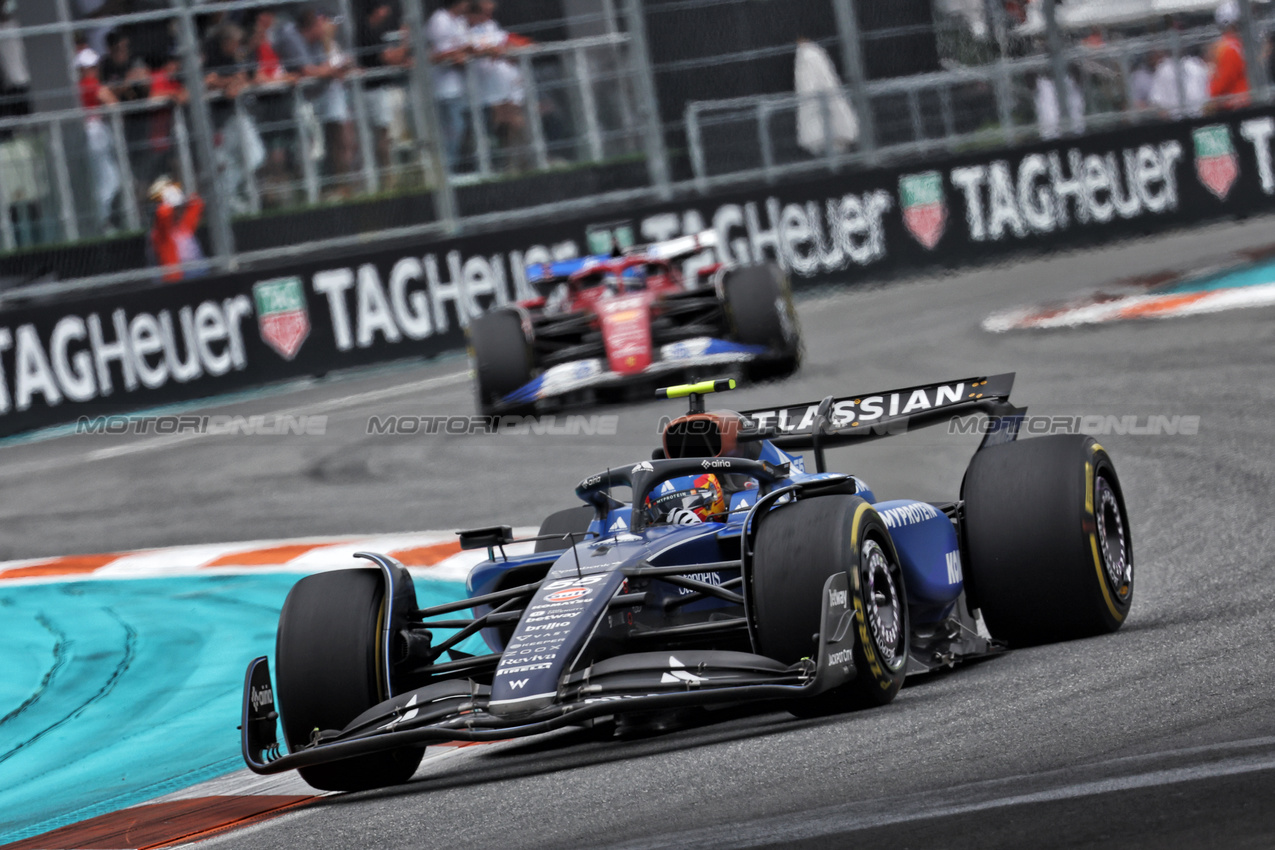 GP MIAMI, Carlos Sainz (ESP) Atlassian Williams Racing FW46.

04.05.2025. Formula 1 World Championship, Rd 6, Miami Grand Prix, Miami, Florida, USA, Gara Day.

- www.xpbimages.com, EMail: requests@xpbimages.com © Copyright: Bearne / XPB Images