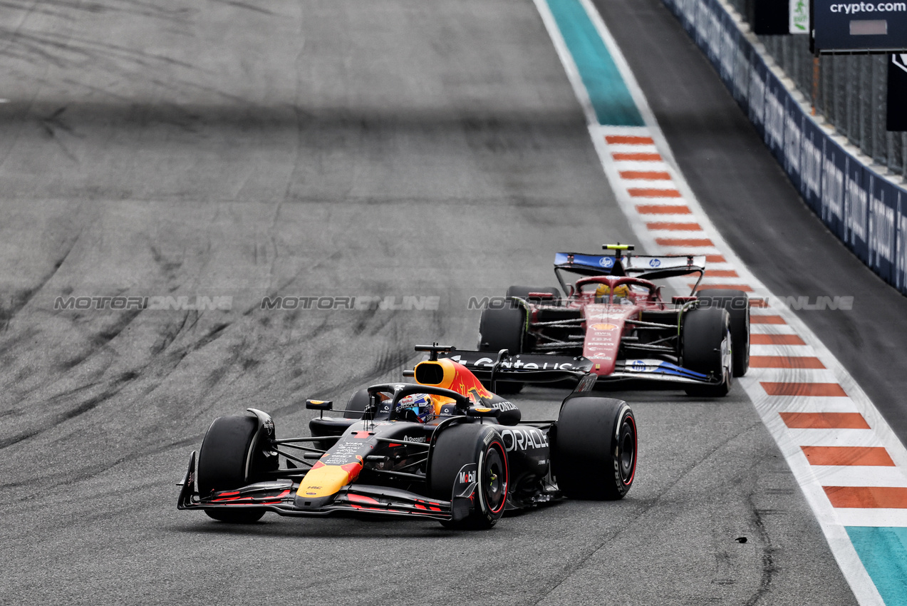 GP MIAMI, Max Verstappen (NLD) Red Bull Racing RB21.

04.05.2025. Formula 1 World Championship, Rd 6, Miami Grand Prix, Miami, Florida, USA, Gara Day.

- www.xpbimages.com, EMail: requests@xpbimages.com © Copyright: Moy / XPB Images