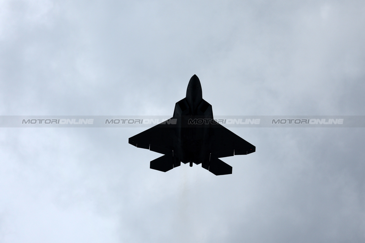 GP MIAMI, Circuit Atmosfera - jet fighter.

04.05.2025. Formula 1 World Championship, Rd 6, Miami Grand Prix, Miami, Florida, USA, Gara Day.

- www.xpbimages.com, EMail: requests@xpbimages.com © Copyright: Moy / XPB Images