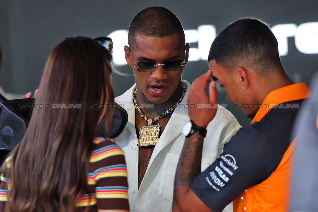 GP MIAMI, Conor Benn (GBR) Boxer.

04.05.2025. Formula 1 World Championship, Rd 6, Miami Grand Prix, Miami, Florida, USA, Gara Day.

- www.xpbimages.com, EMail: requests@xpbimages.com © Copyright: Batchelor / XPB Images