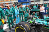 GP MIAMI, Aston Martin F1 Team on the grid.

04.05.2025. Formula 1 World Championship, Rd 6, Miami Grand Prix, Miami, Florida, USA, Gara Day.

- www.xpbimages.com, EMail: requests@xpbimages.com © Copyright: Batchelor / XPB Images