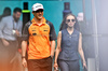 GP MIAMI, (L to R): Oscar Piastri (AUS) McLaren with Domenica Lily Zneimer (GBR).

04.05.2025. Formula 1 World Championship, Rd 6, Miami Grand Prix, Miami, Florida, USA, Gara Day.

- www.xpbimages.com, EMail: requests@xpbimages.com © Copyright: Price / XPB Images
