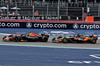 GP MIAMI, Max Verstappen (NLD) Red Bull Racing RB21 e Oscar Piastri (AUS) McLaren MCL39 battle for position.

04.05.2025. Formula 1 World Championship, Rd 6, Miami Grand Prix, Miami, Florida, USA, Gara Day.

- www.xpbimages.com, EMail: requests@xpbimages.com © Copyright: Moy / XPB Images