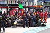 GP MIAMI, Max Verstappen (NLD) Red Bull Racing RB21 makes a pit stop.

04.05.2025. Formula 1 World Championship, Rd 6, Miami Grand Prix, Miami, Florida, USA, Gara Day.

- www.xpbimages.com, EMail: requests@xpbimages.com © Copyright: Batchelor / XPB Images