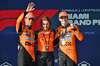 GP MIAMI, L to R): Second placed Lando Norris (GBR) McLaren on the podium with Louise McEwen (GBR) McLaren Chief Marketing Officer e vincitore Oscar Piastri (AUS) McLaren.

04.05.2025. Formula 1 World Championship, Rd 6, Miami Grand Prix, Miami, Florida, USA, Gara Day.

- www.xpbimages.com, EMail: requests@xpbimages.com © Copyright: Price / XPB Images